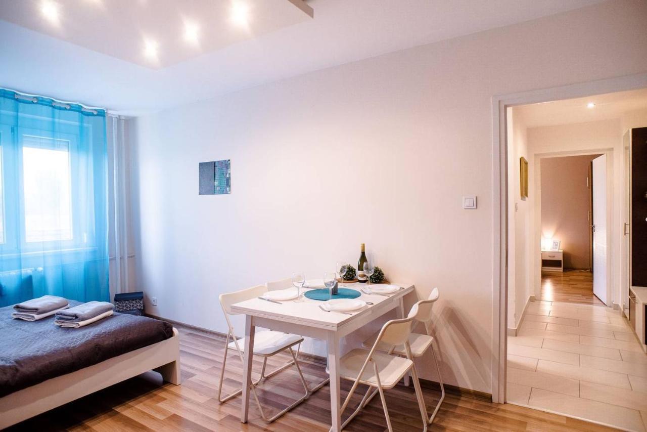בודפשט Peaceful, Cozy And New Apartment With Balcony מראה חיצוני תמונה