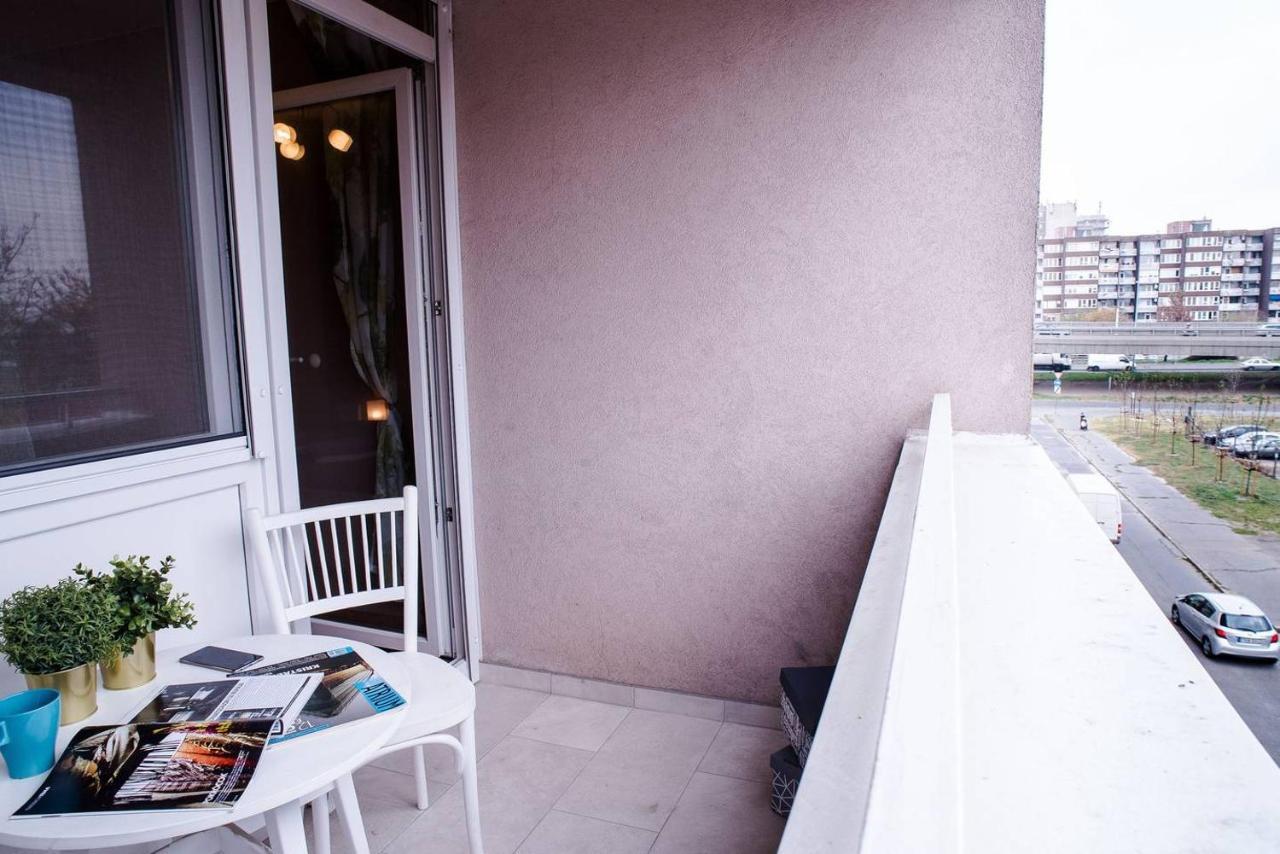 בודפשט Peaceful, Cozy And New Apartment With Balcony מראה חיצוני תמונה