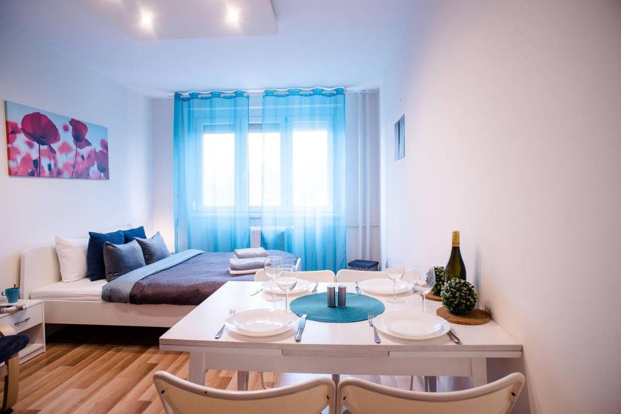 בודפשט Peaceful, Cozy And New Apartment With Balcony מראה חיצוני תמונה