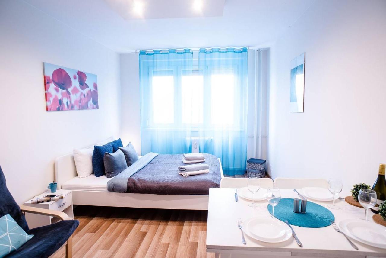 בודפשט Peaceful, Cozy And New Apartment With Balcony מראה חיצוני תמונה